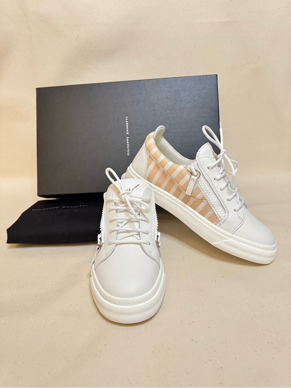 Giuseppe Zanotti Gail Low Top White Striped Zipper Sneaker Shoes IT 38 US 8